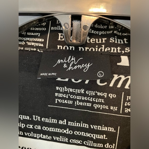 🌸NEW Milk & Honey Black & White Long Sleeve Print Blouse Size Large - Picture 4 of 6